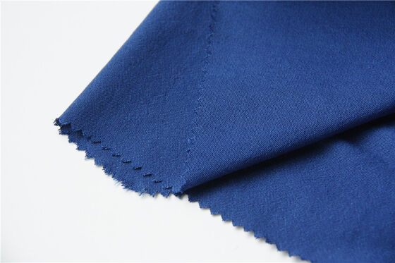 Kıyafetleri koruyun Meta Aramid kumaş Dikiş Twill Tarzı Isı Direnci 260 santigrat üzerinde Yangına dayanıklı kıyafetler ve koruyucu ekipman için idealdir