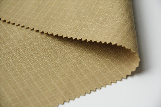 Endüstriyel koruyucu kıyafetler için tasarlanmış iyi kimyasal dayanıklılık ve uzun süre dayanıklılık için aramid karışımlı kumaş