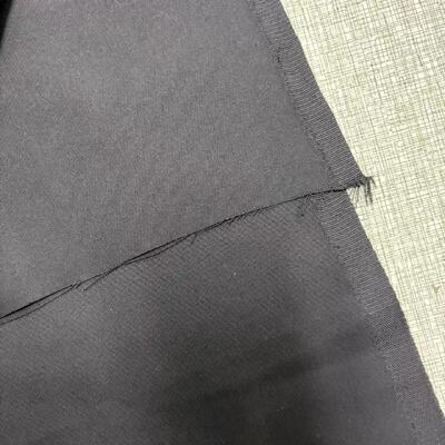 100m Rulo Uzunluğu Özelleştirilmiş Aramid Kumaş, 260°C Termal Stabilite Sunar, Yangın Geciktirici Giysiler İçin Mükemmel %15