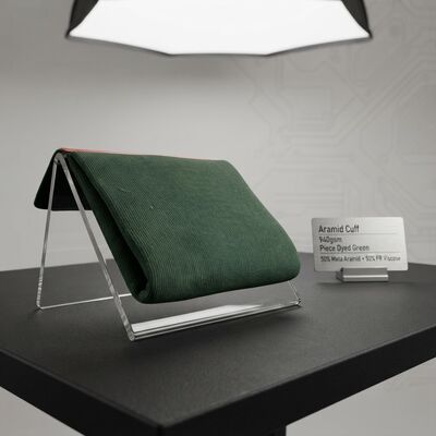 Ateş geçirmez kıyafetler için yüksek aşınma ve kimyasal direnci olan 940gm Aramid Alev Geri Dayanıklı Manşet Kumaşı